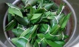 网红吃吊瓜吃粽子视频,趣味横生引网友热议